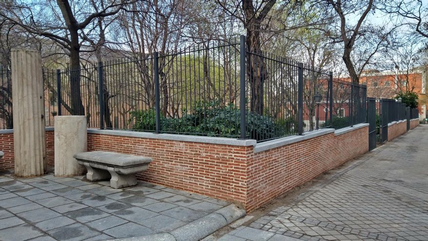 La nueva valla-muro que estrena el parque de Conde Duque