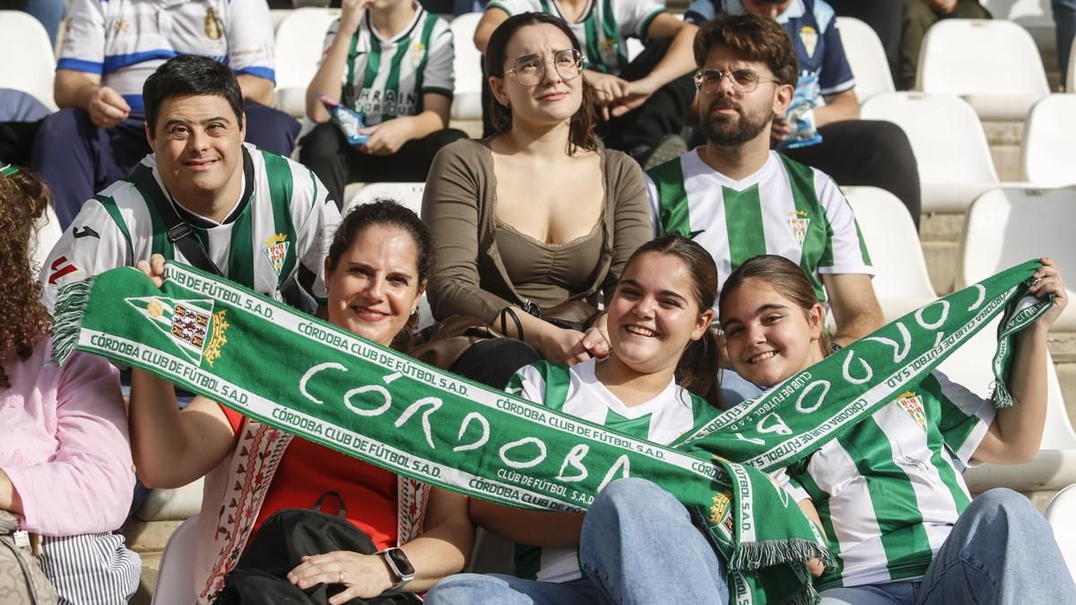 Grada Blanquiverde del Córdoba CF - AD Ceuta