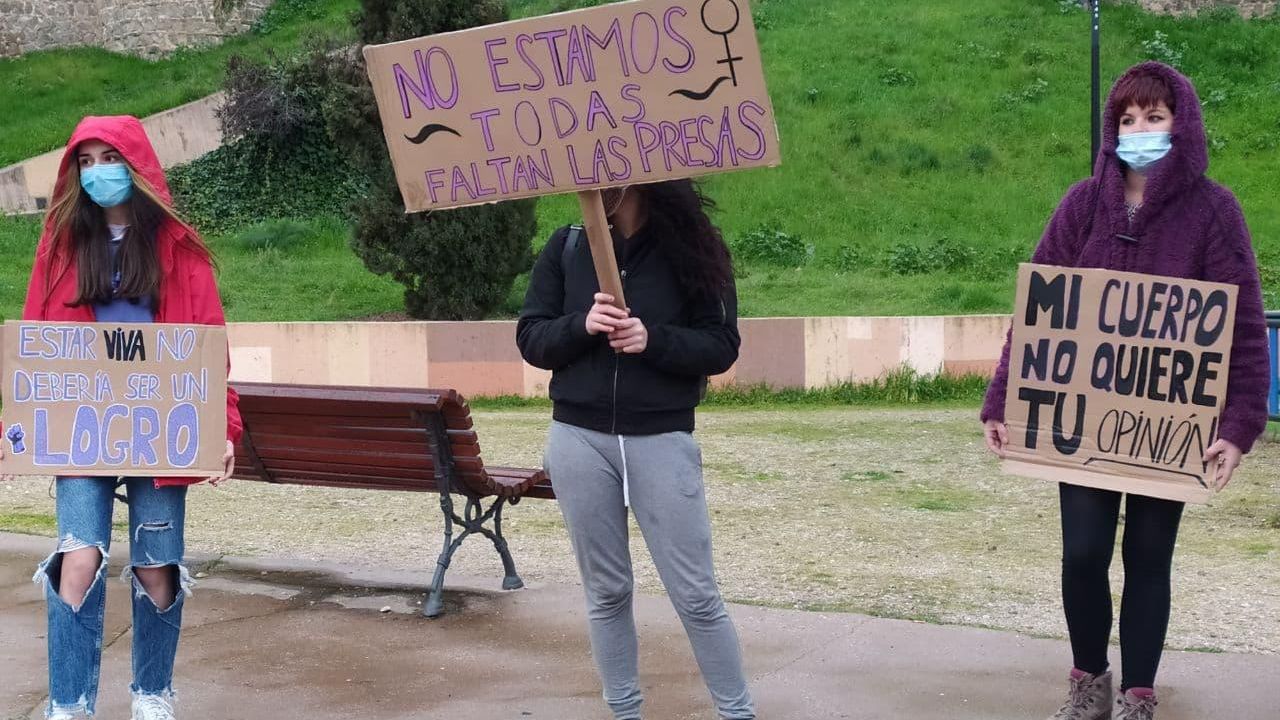 Cadena humana en Toledo