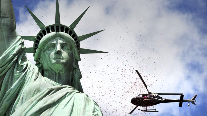 Los helicópteros turísticos y 'taxis' aéreos, un lucrativo negocio en Nueva York