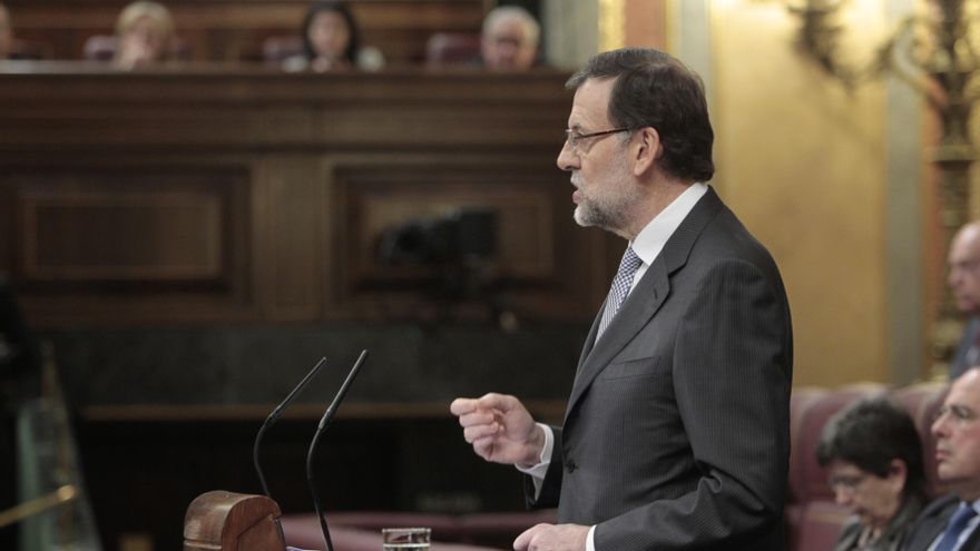 Rajoy presume de haber evitado el "naufragio" pero admite que la realidad es dura y sin "brotes verdes"