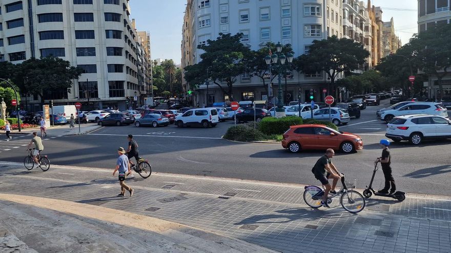 Las promesas electorales de la alcaldesa de València naufragan: suciedad, delincuencia y tráfico, principales preocupaciones ciudadanas