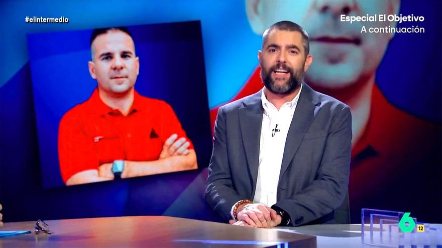 Dani Mateo señala a Ángel Gaitán, con pulla a su jefe Iker Jiménez: "Además de buscar fantasmas, los llevan a plató"