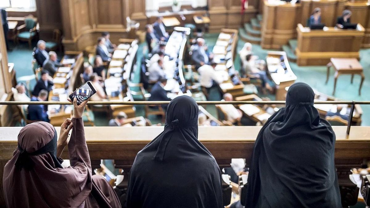 El debate sobre la prohibición del burka en España: derechos fundamentales, precedentes europeos y el caso andaluz