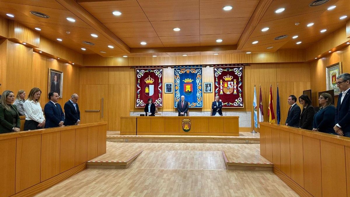 Minuto de silencio en el pleno de Talavera de la Reina