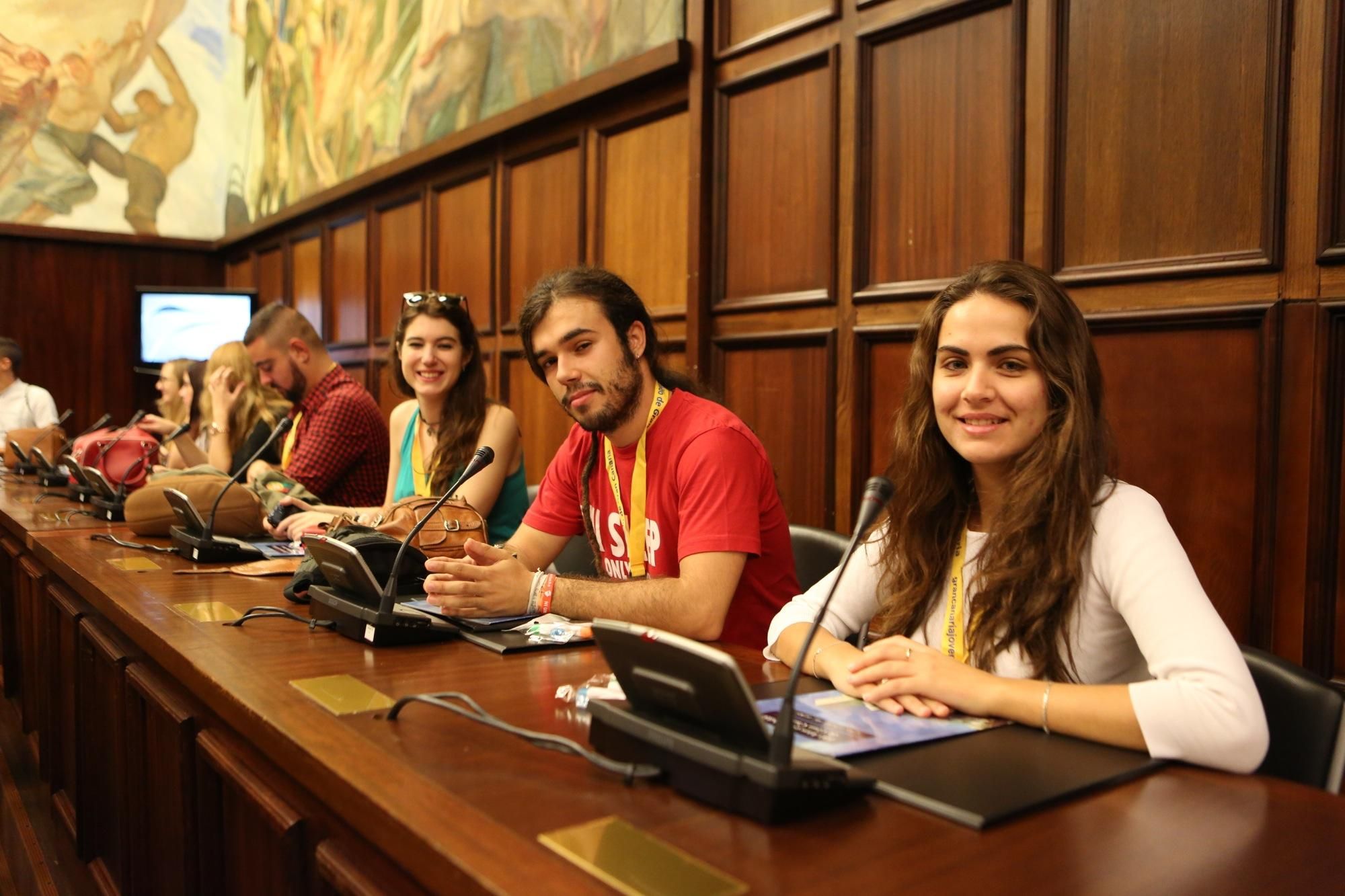 Recepción de miembros del Consejo de la Juventud de España en el Cabildo