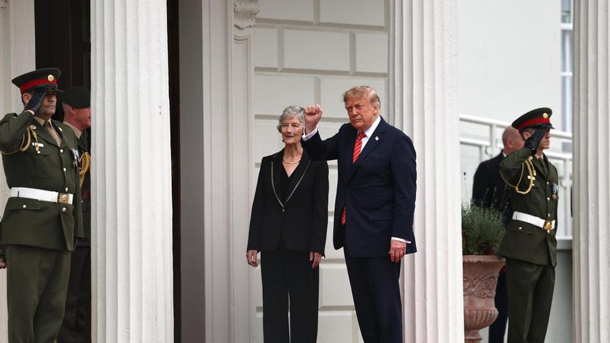 Trump dice que querría ver la reunificación de Irlanda y que ocurrirá "tarde o temprano"