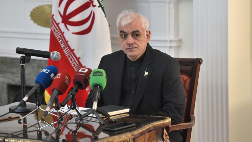 El embajador de Irán en España, Reza Zabib, durante una rueda de prensa en Madrid el 2 de marzo de 2026.