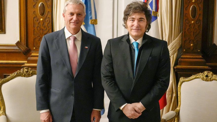 Kast se reúne con Milei en Buenos Aires y comienza a "buscar ejemplos" para llevar a Chile