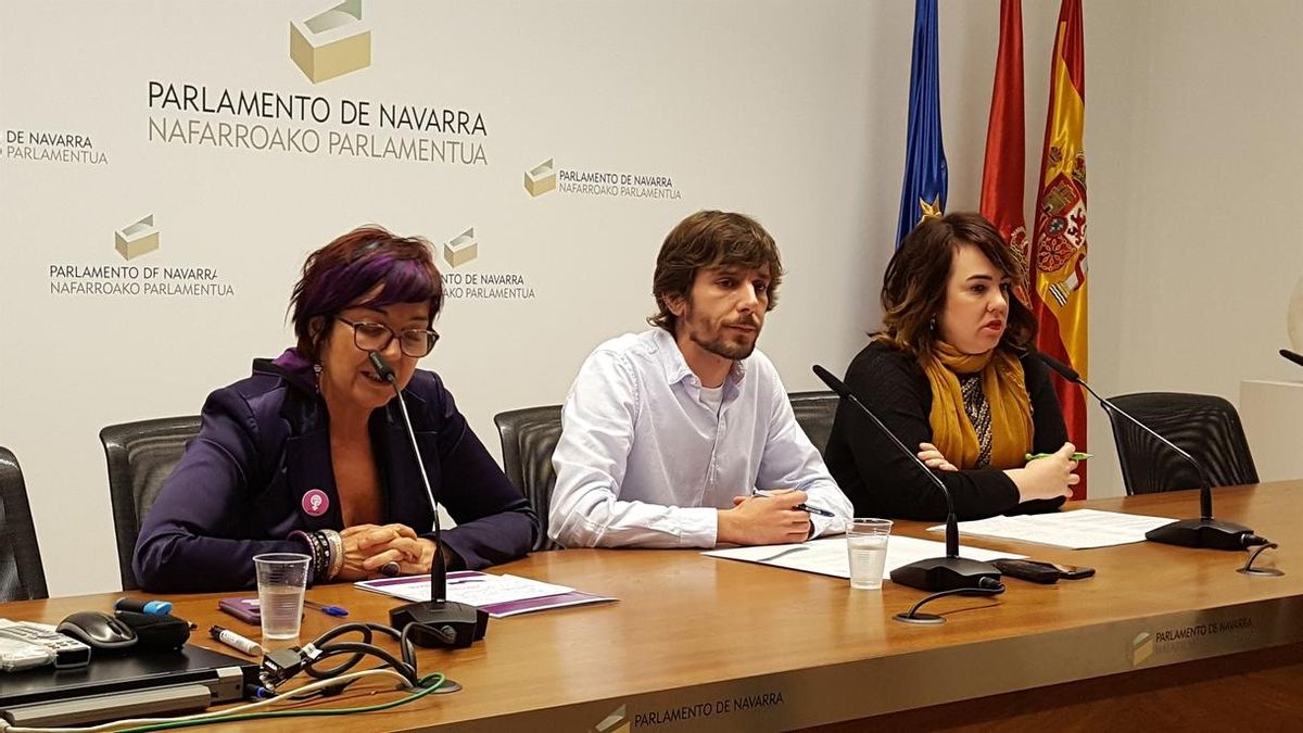 Aznárez, Buil y Sáez critican un "golpe de Estado" en el grupo y defienden ser "la voz" de Podemos en la Cámara