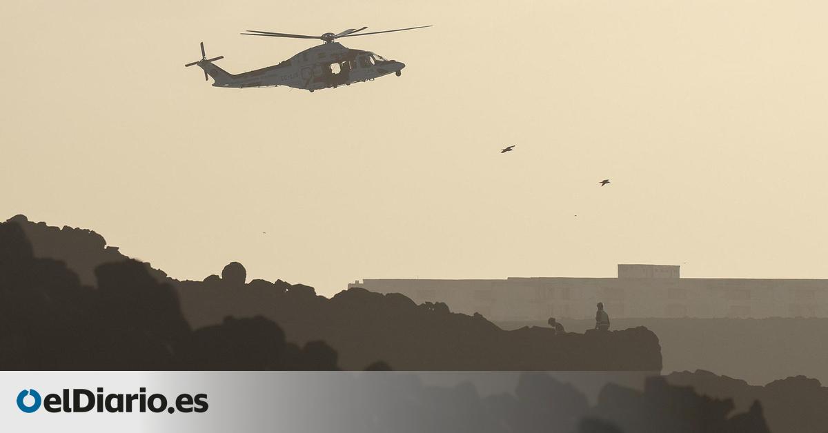 Bomberos y GEAS se suman a la búsqueda del estadounidense arrastrado por el mar en Lanzarote