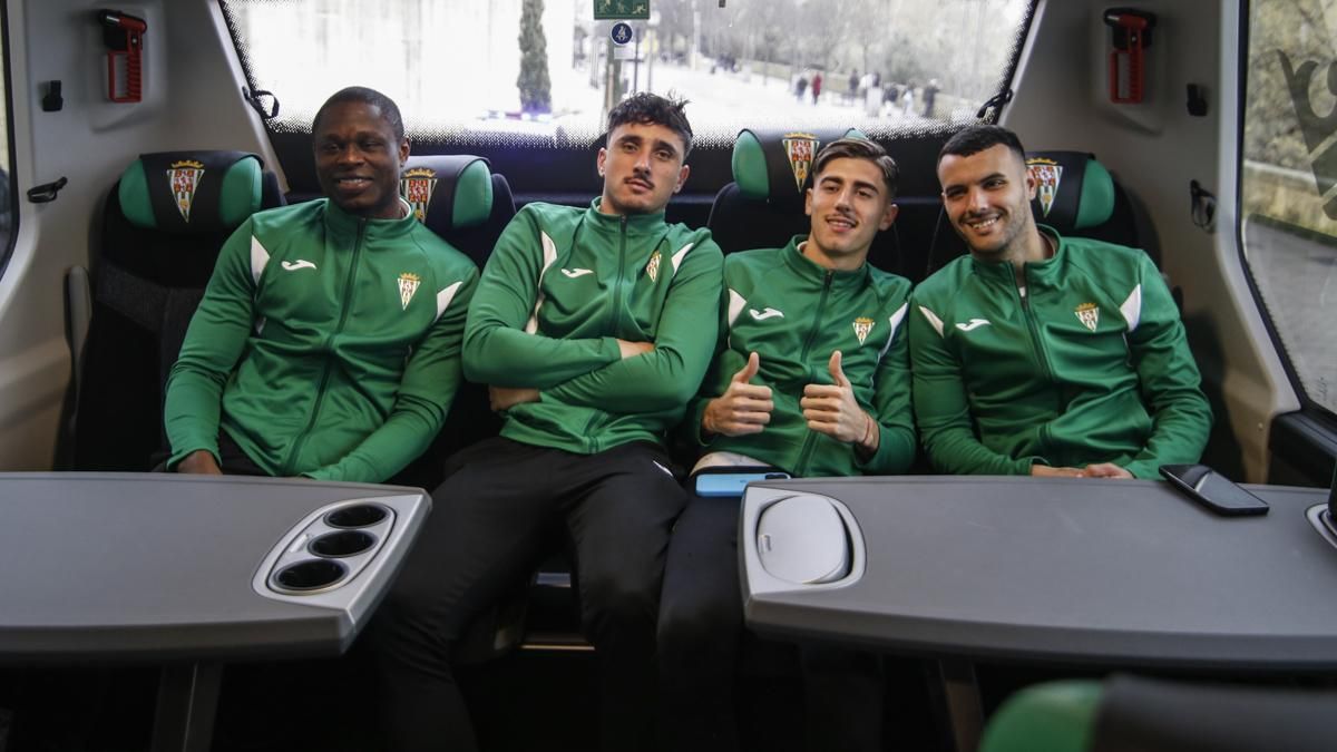 Presentación del nuevo autobús del Córdoba CF