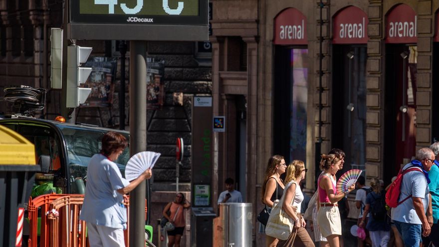 La Aemet activa avisos por calor en tres comunidades ante un ambiente de "pleno verano"