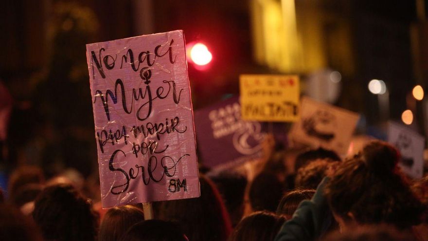 La Guardia Civil investiga como violencia machista la muerte de una mujer al estrellar un hombre su coche en Tenerife