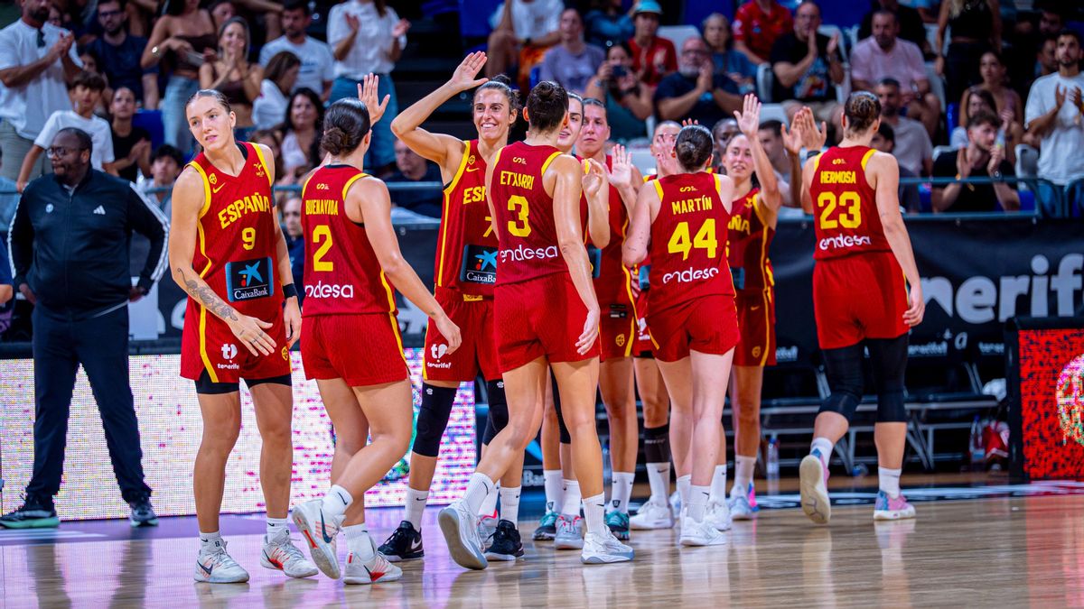 España supera su primera prueba en Tenerife en su camino al Mundial