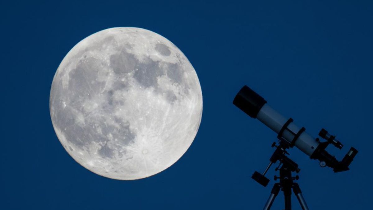 Imagen del cartel de la activada actividad organizada por la Agrupación Astronómica de La Palma con motivo de la Noche Internacional de Observación de la Luna.