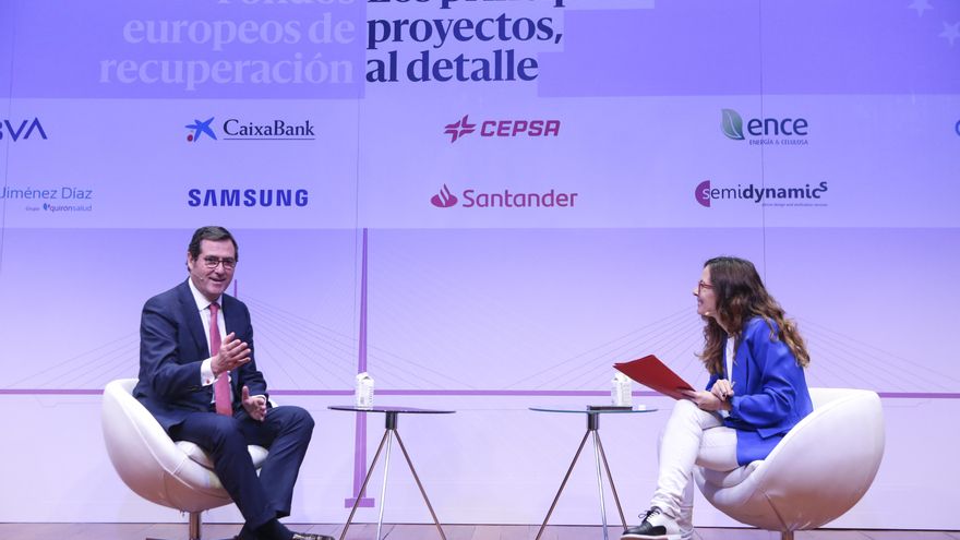 Antonio Garamendi, presidente de la CEOE, entrevistado por Neus Tomàs, directora adjunta de elDiario.es.