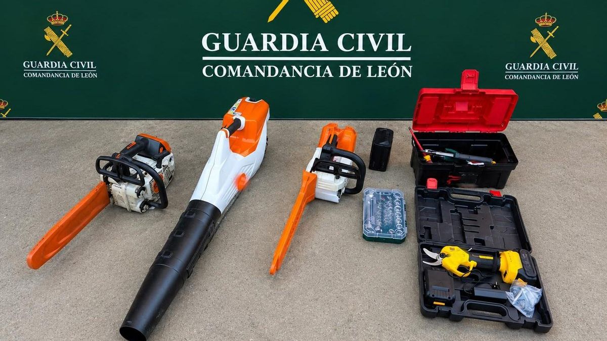 Detenido un hombre por robar sus herramientas a un trabajador que aparcó su vehículo en Villafañe