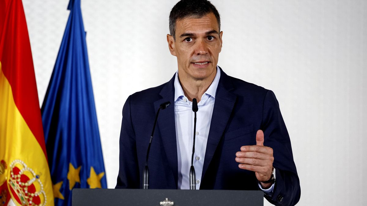 El presidente del Gobierno, Pedro Sánchez, interviene en un encuentro sobre políticas de apoyo a la discapacidad y la dependencia, en el Instituto de Mayores y Servicios Sociales (IMSERSO) de Madrid.
