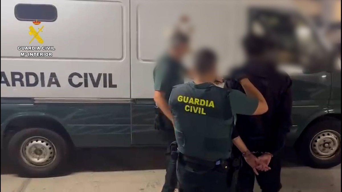 Detenido por intentar atropellar a dos vecinos con los que tenía problemas en Vecindario (Gran Canaria)