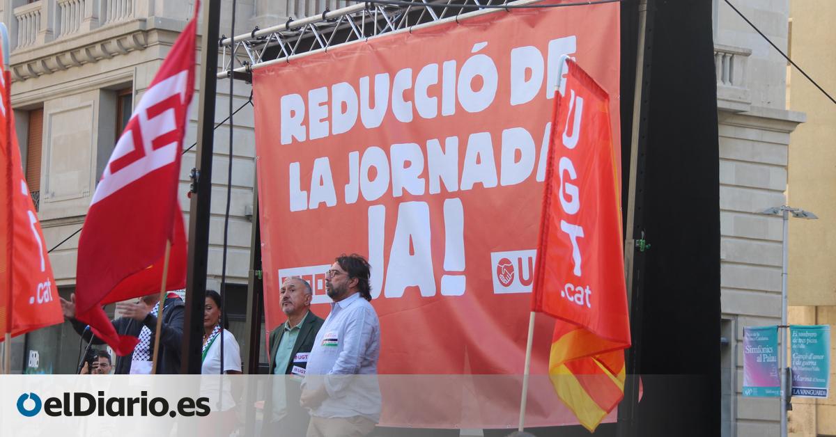 CCOO y UGT se concentran en Barcelona para exigir a Junts que retire la enmienda a la totalidad a la reducción de jornada