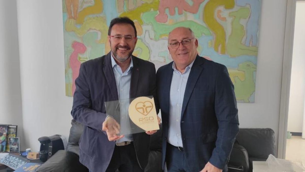 Imagen del encuentro con Manolo López.