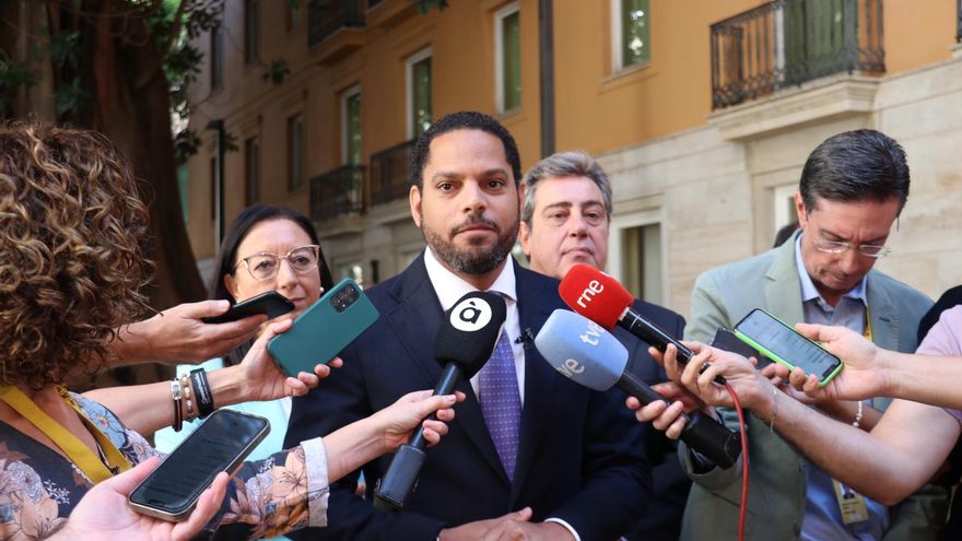 Abascal envía a Valencia a su número dos a fijar la posición de Vox tras romper con el PP de Mazón