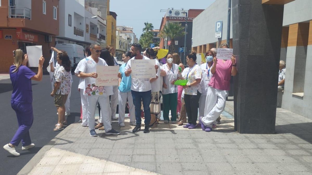 Protest of healthcare personnel at the El Fraile health centre in southern Tenerife.