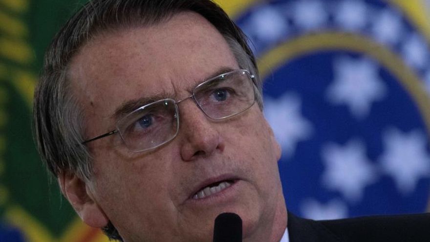 Bolsonaro dice que una acción militar de Brasil en Venezuela es "casi imposible"