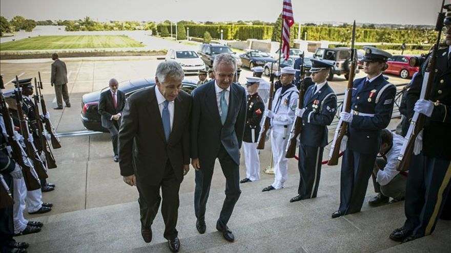 España dice que EE.UU. no le ha pedido ayuda militar para atacar a Siria