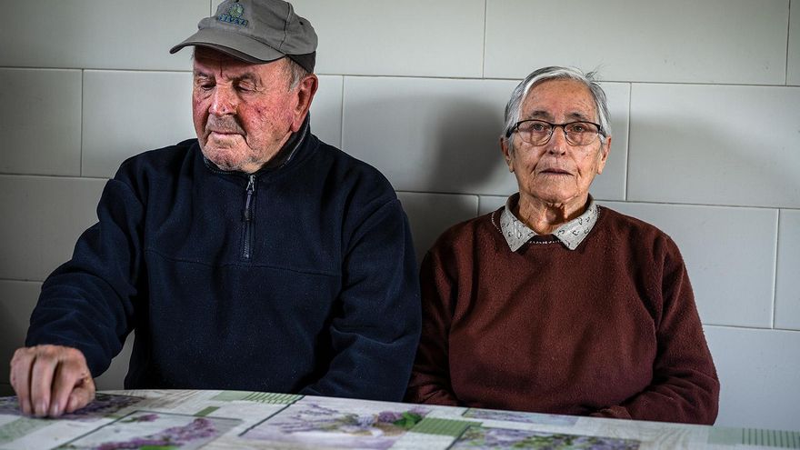 Memoria fotográfica de los últimos pobladores: Javier Teniente retrata el rostro gastado del rural en 'Tras Os Montes'