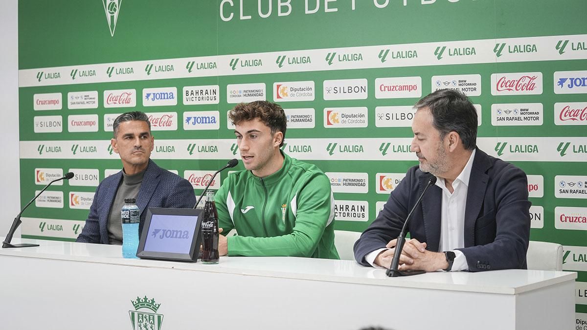 Presentación de Goti como nuevo jugador del Córdoba CF