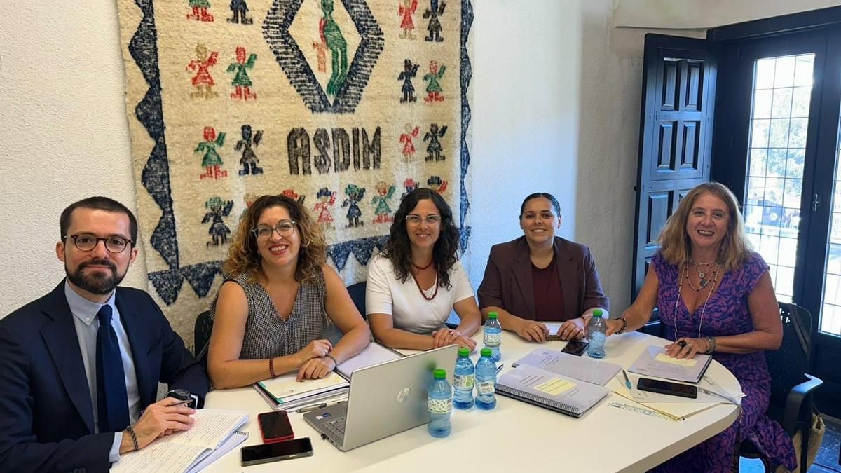 María Rosal y Gloria Serrano, ganadoras de los premios 'Leonor de Guzmán' y 'María Moliner' 2026