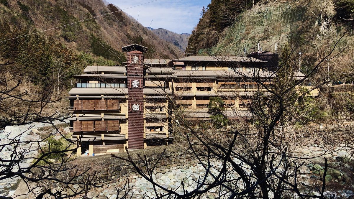 El hotel más antiguo del mundo está en esta región de Japón y lleva más de 1.300 años en funcionamiento
