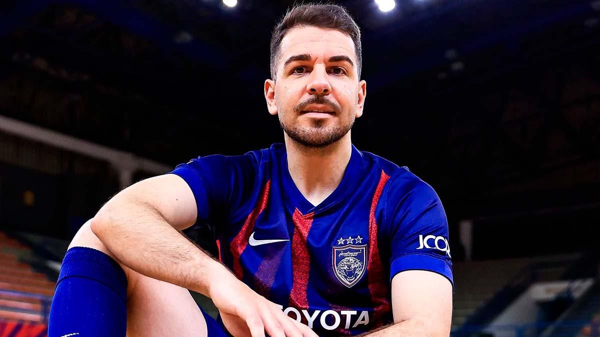 Andresito firma con el Johor DT de Malasia