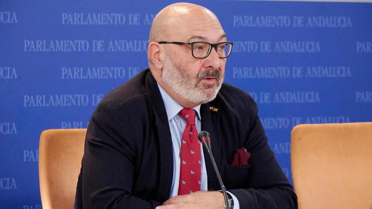 Vox pide a Moreno que no caiga en "la autocomplacencia" y le reclama "avances decididos" en subvenciones o Canal Sur