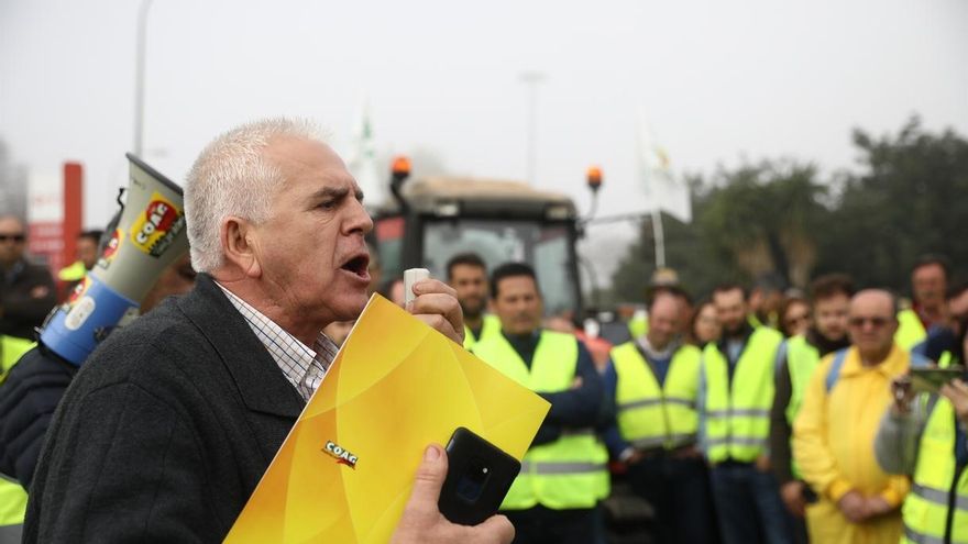 COAG pide a "Pedro Sánchez que tome nota y siente a nueve ministros en una mesa" con agricultores y ganaderos