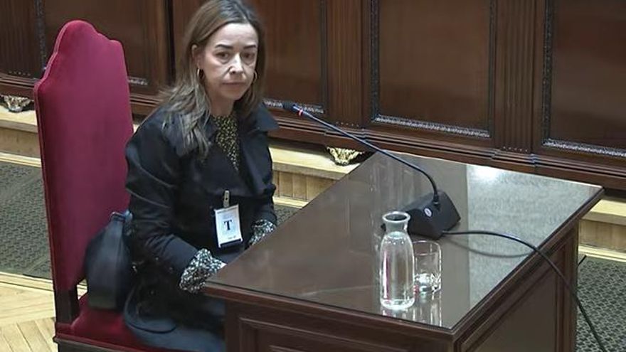 Aranzazu Granell, trabajadora de Pronalab, una empresa vinculada al entorno societario de Víctor de Aldama, en el juicio del caso mascarillas en el Tribunal Supremo