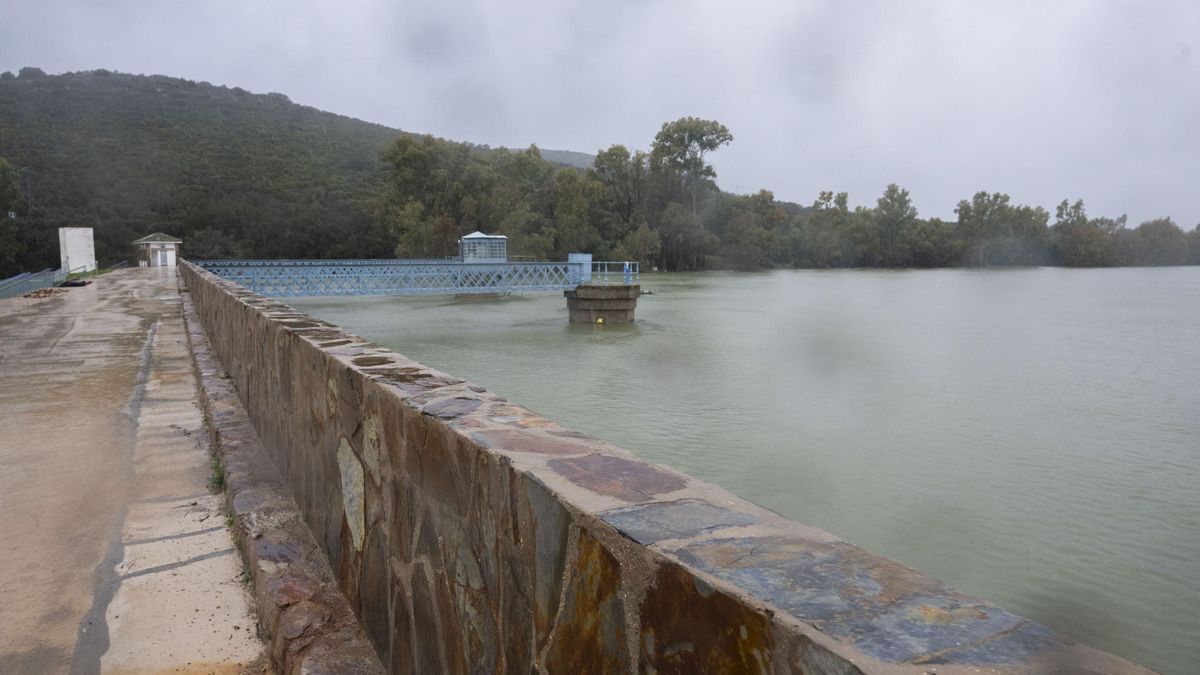 El embalse de Gasset, en Ciudad Real. EFE/Jesús Monroy