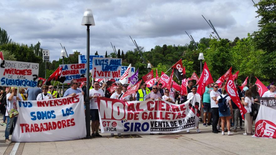 Los trabajadores de Siro, dispuestos a “renegociar el plan de competitividad” con la empresa y administraciones