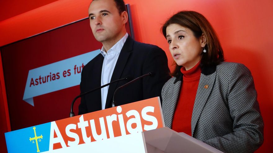 La vicesecretaria general de Acción Política e Institucional de la FSA-PSOE, Adriana Lastra, y el consejero de Hacienda y Fondos Europeos del Gobierno de Asturias, Guillermo Peláez, en la rueda de prensa que han ofrecido en Oviedo. EFE/FSA/PSOE -SOLO USO EDITORIAL/SOLO DISPONIBLE PARA ILUSTRAR LA NOTICIA QUE ACOMPAÑA (CRÉDITO OBLIGATORIO)-
