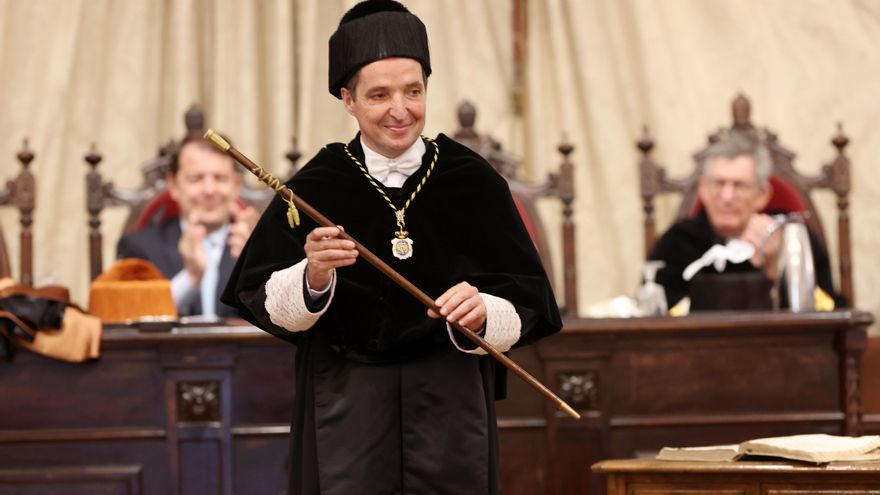 El Comité de Ética pide a la Universidad de Salamanca que verifique la actividad investigadora de su rector