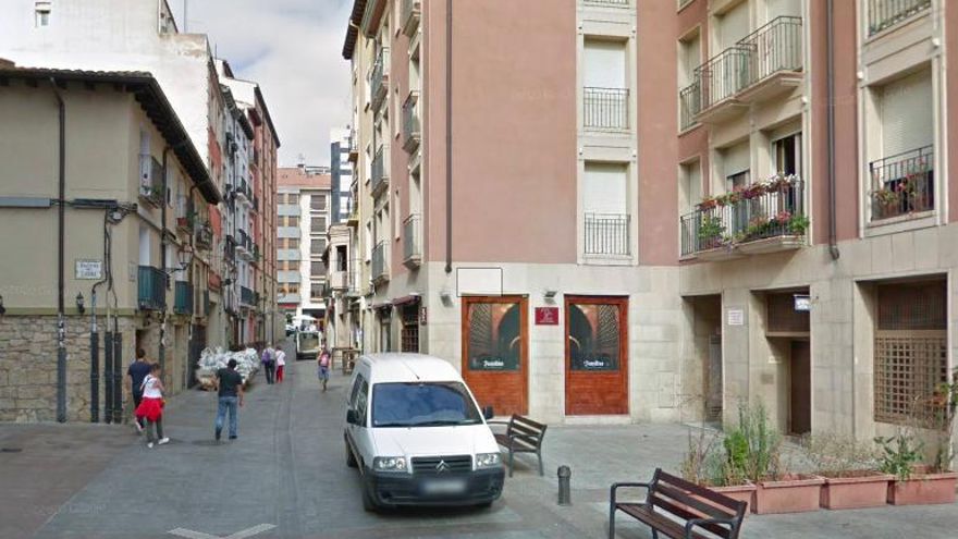 Fallece el repartidor que se desvaneció el jueves en el centro de Logroño