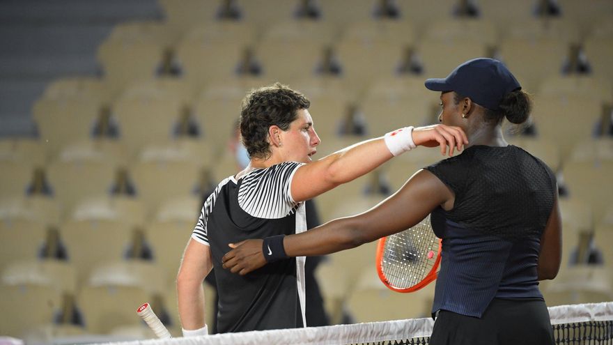 Carla Suárez regresa con honores en Roland Garros