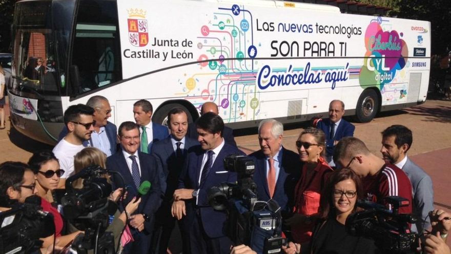 Gran despliegue hoy para la presentación de este servicio de nuevas tecnologías sobre ruedas.