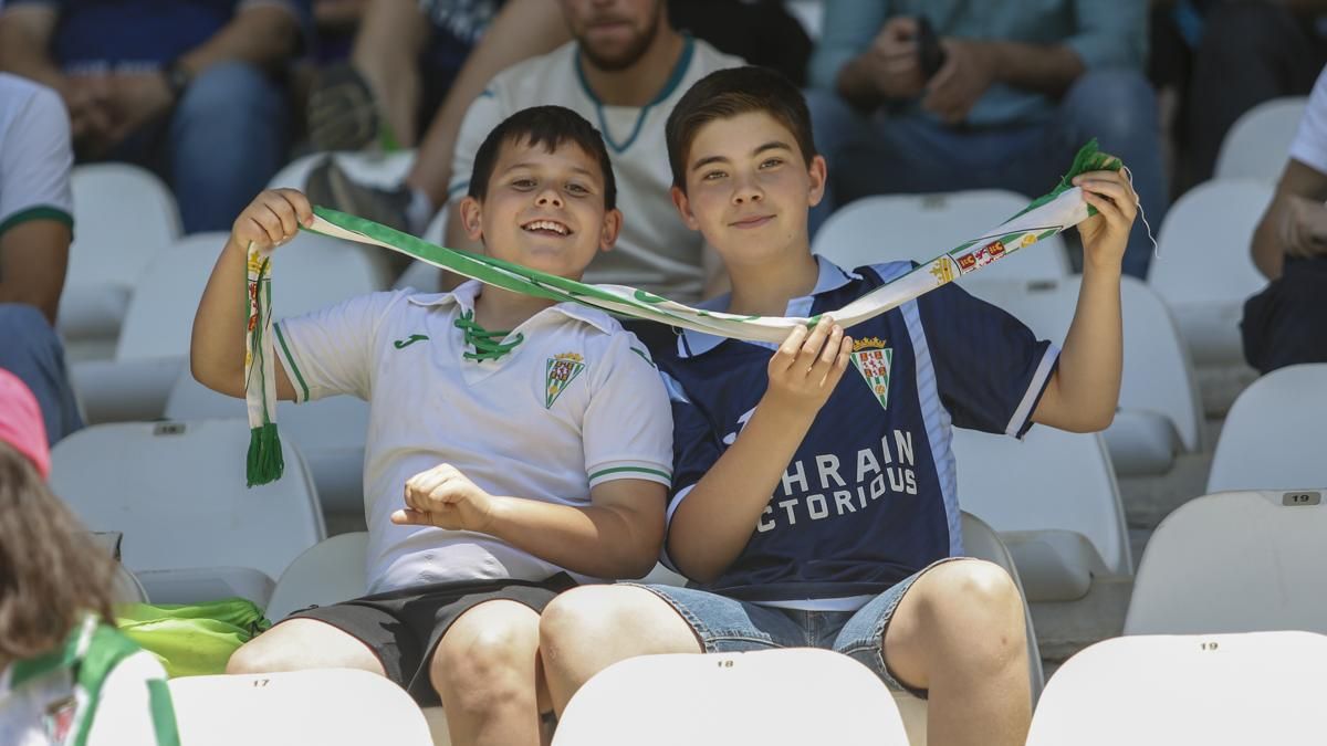 Grada Blanquiverde del Córdoba CF - Sporting de Gijón