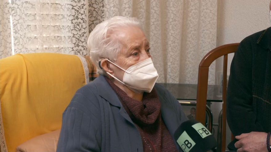 Desahucian por error a una anciana de 97 años: "Le vaciaron el piso y no sabemos dónde están sus enseres"