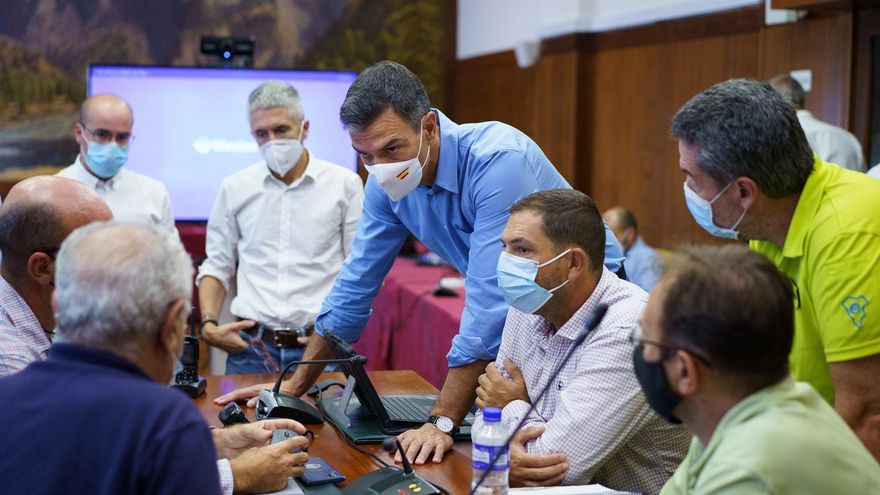 Pedro Sánchez Grande - Marlaska, en una de las reuniones del Pevolca durante la crisis volcánica en La Palma