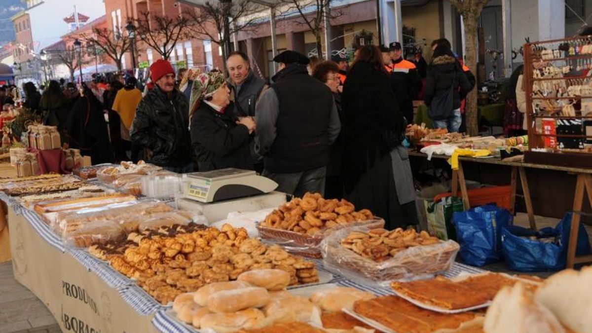Mercado tradicional de La Pola de Gordón.