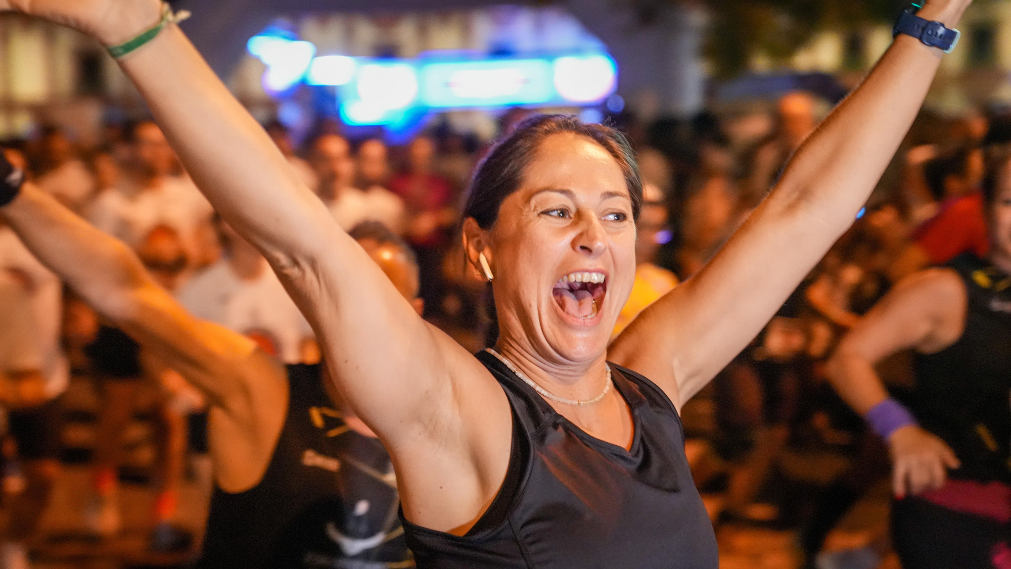 XII Rock FM Nigh Running